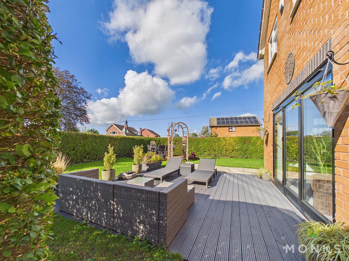2 Wemsbrook Drive, Shrewsbury, SY4 5AL For Sale